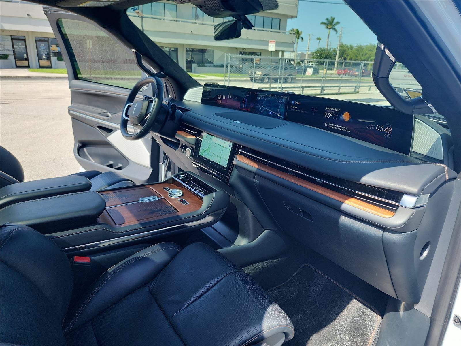 2025 Lincoln Navigator Black Label