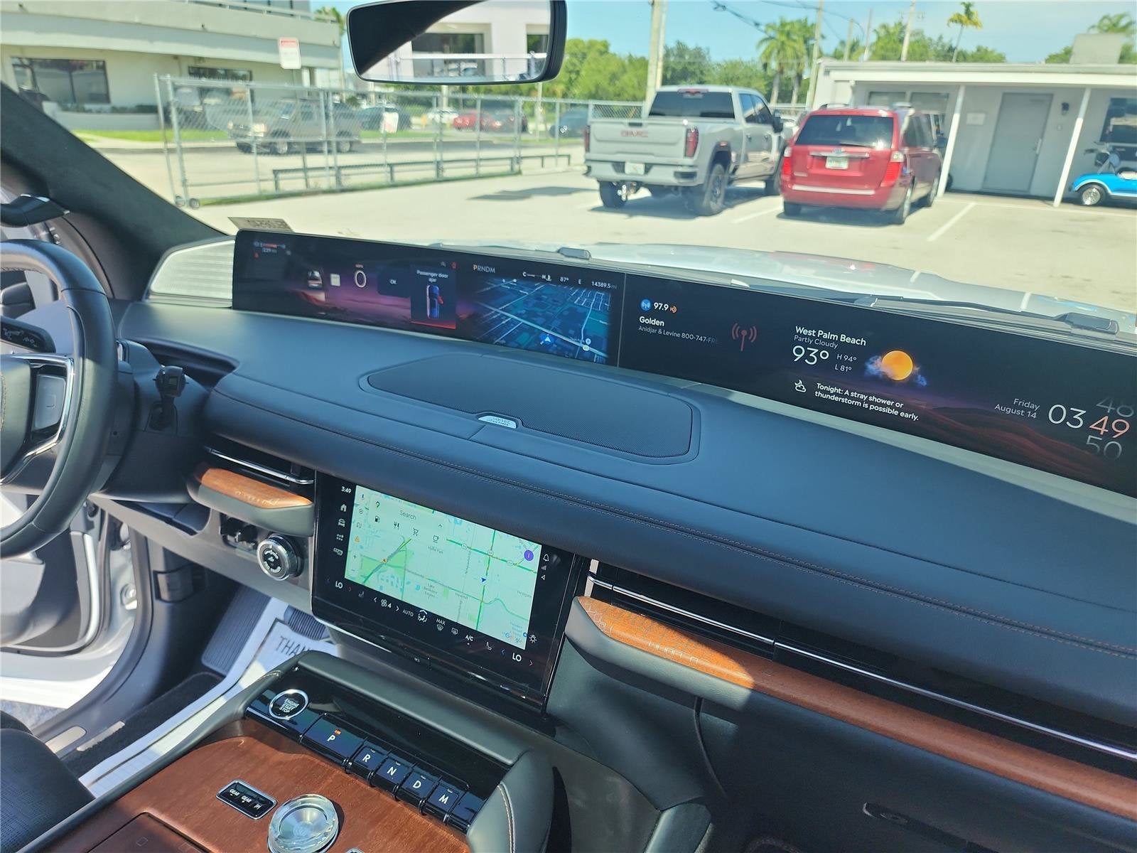 2025 Lincoln Navigator Black Label