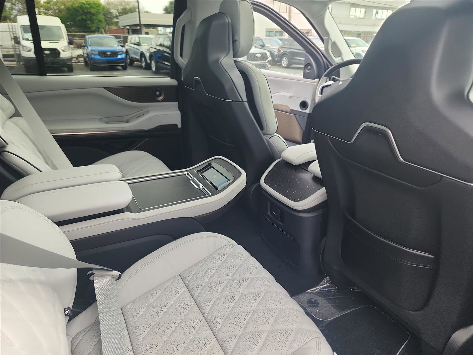 2026 Lincoln Navigator Black Label