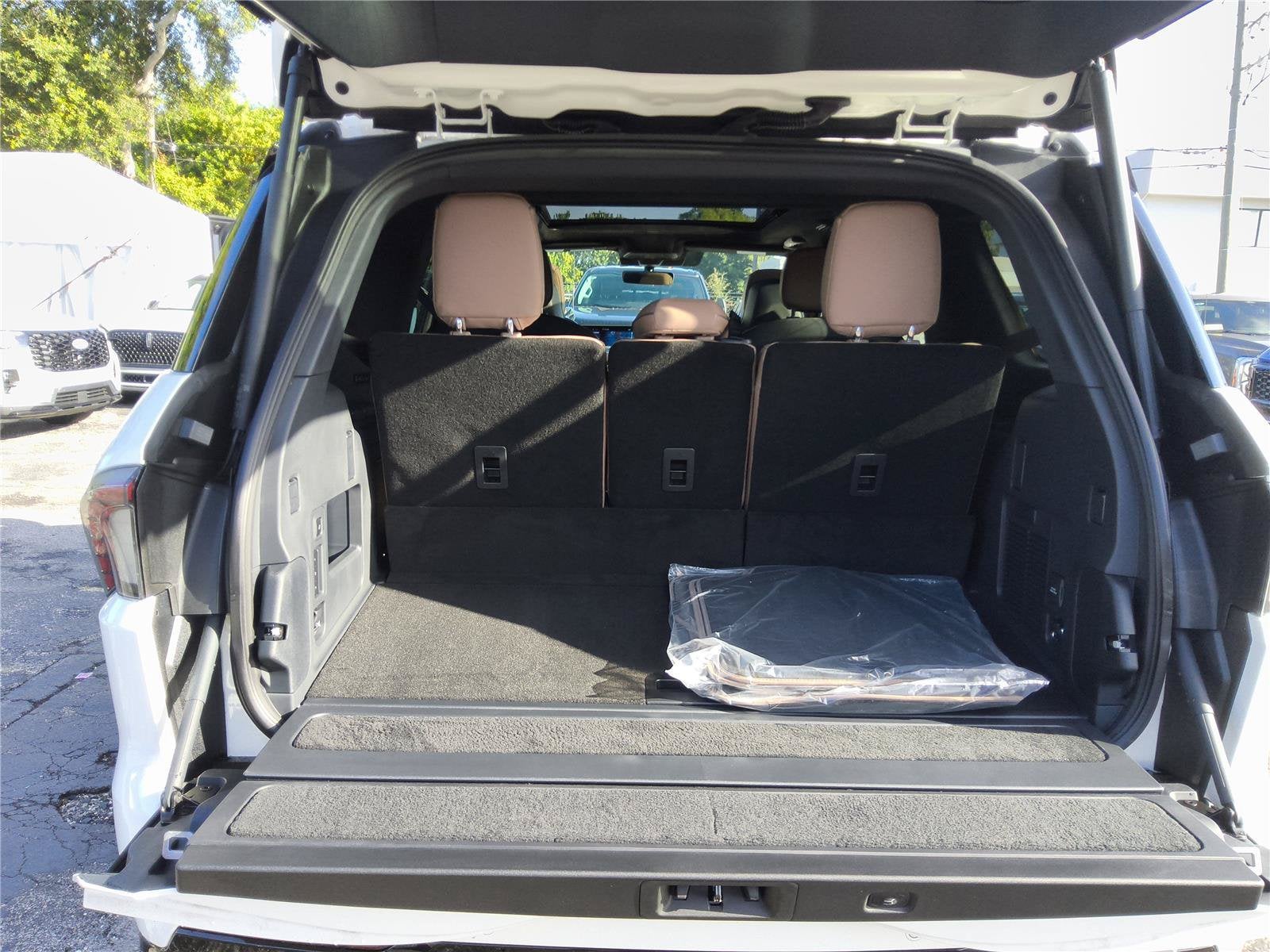 2027 Lincoln Navigator Black Label