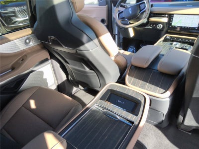 2027 Lincoln Navigator Black Label