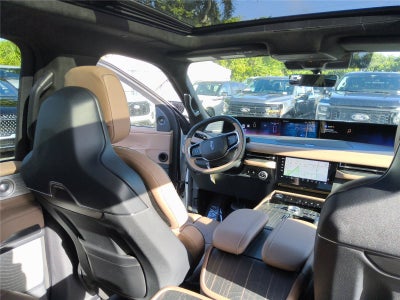 2027 Lincoln Navigator Black Label
