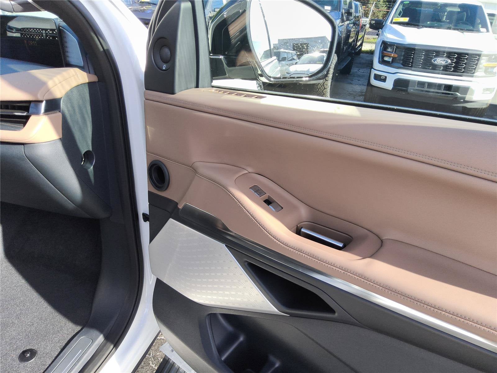 2027 Lincoln Navigator Black Label