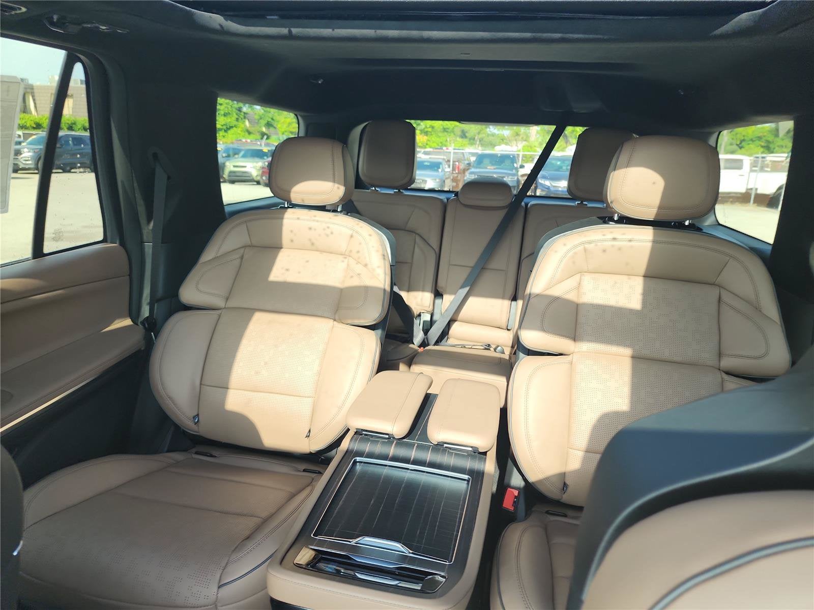 2027 Lincoln Navigator Black Label