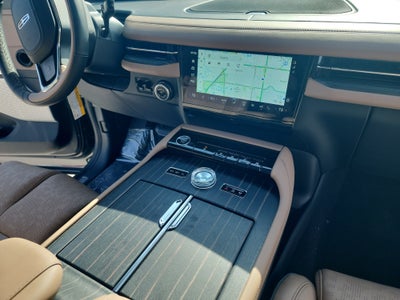 2027 Lincoln Navigator Black Label