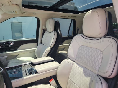 2022 Lincoln Navigator Black Label