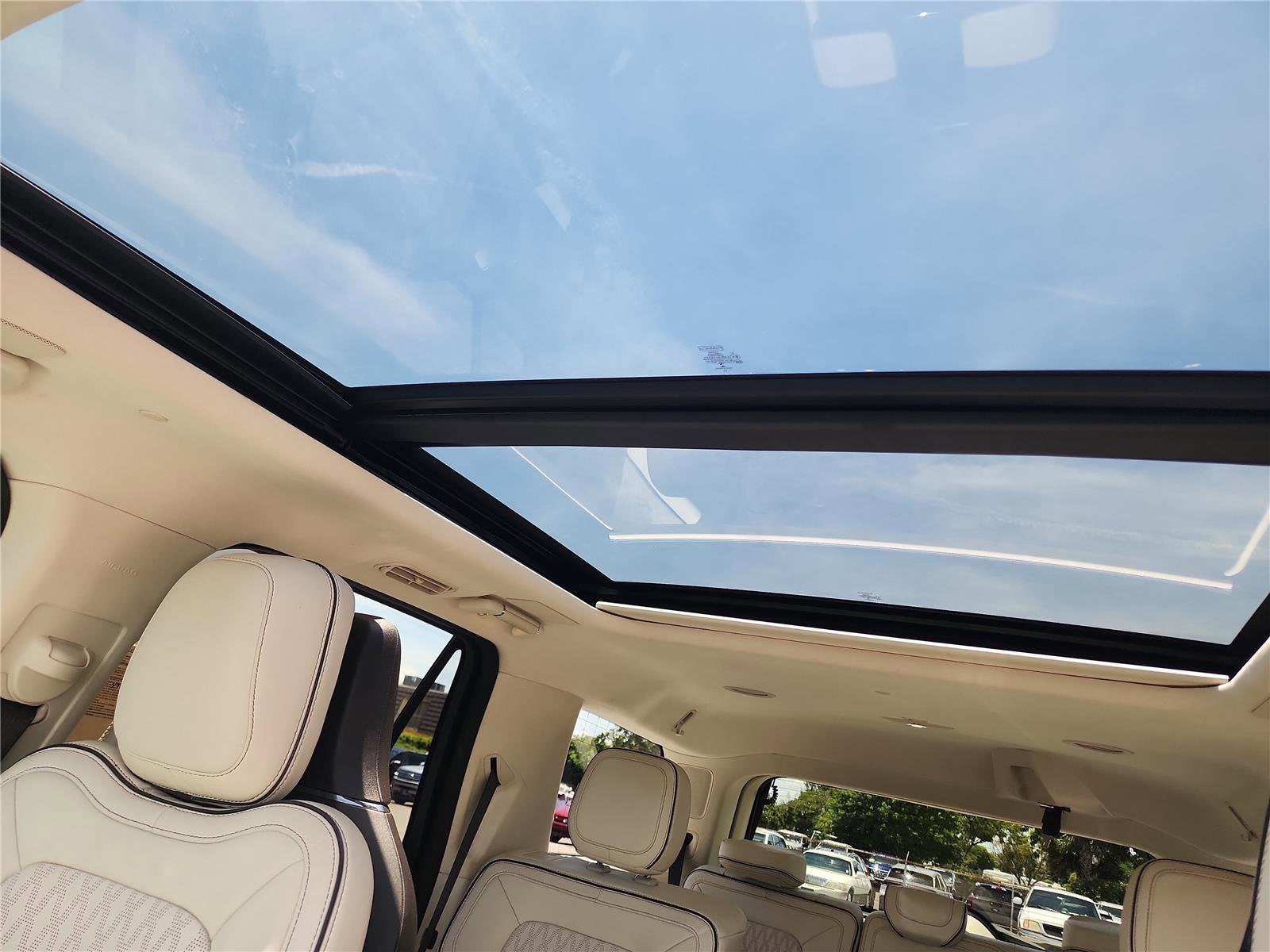 2022 Lincoln Navigator Black Label