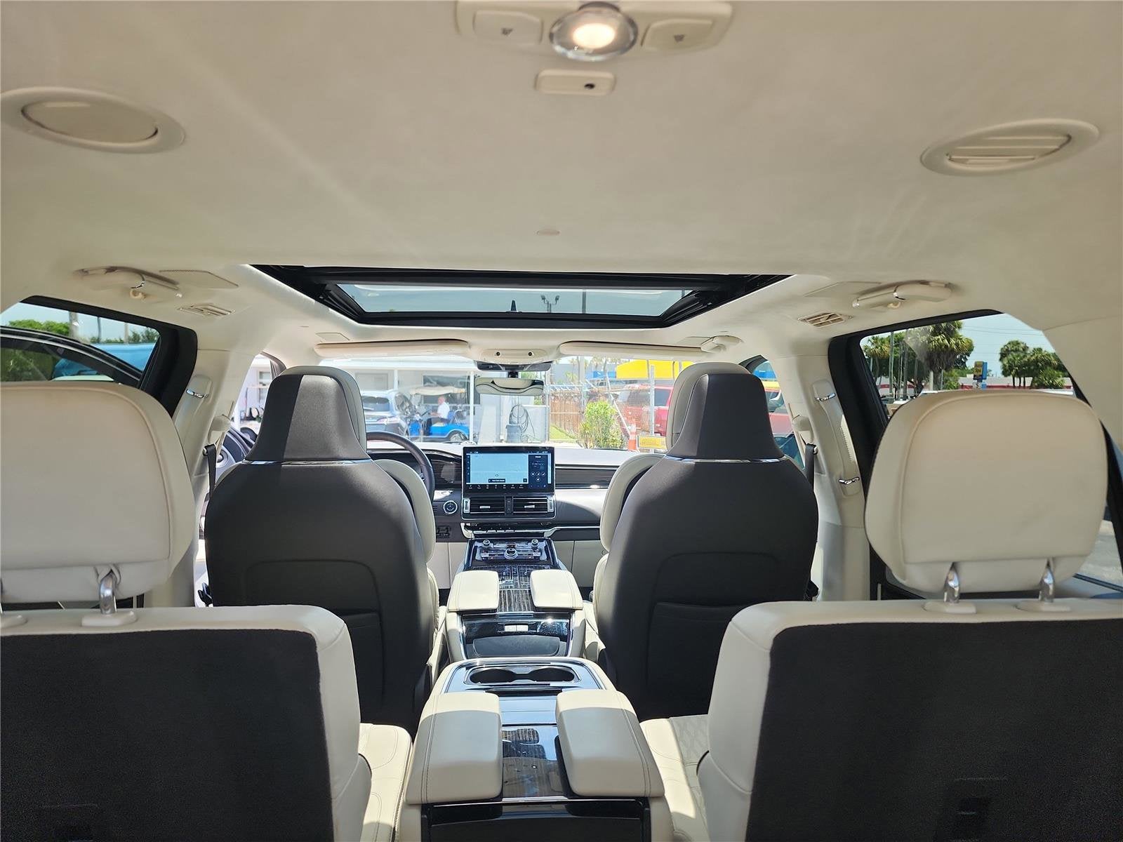 2022 Lincoln Navigator Black Label