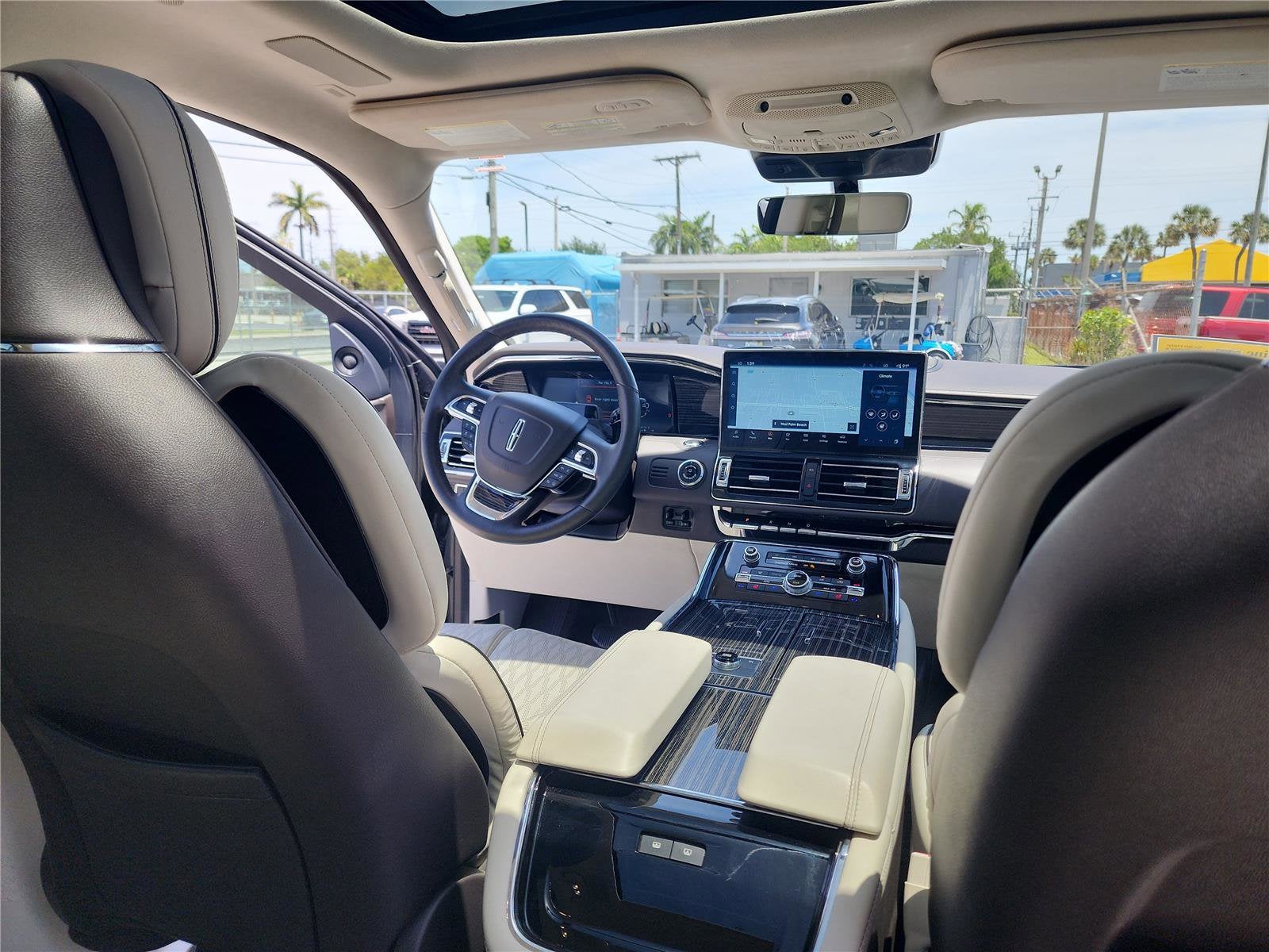2022 Lincoln Navigator Black Label