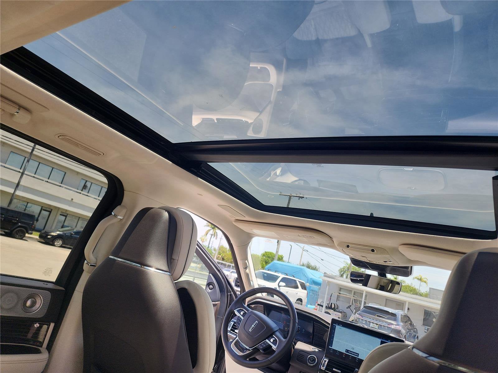 2022 Lincoln Navigator Black Label