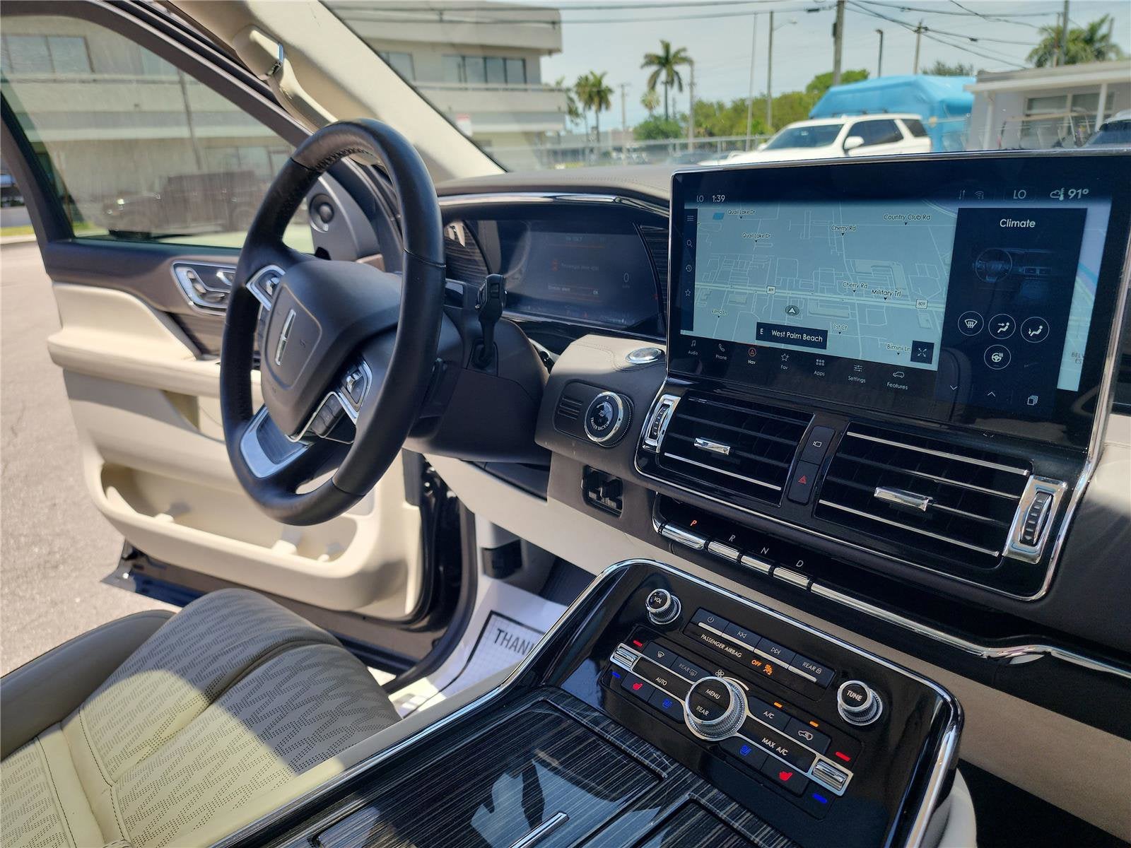 2022 Lincoln Navigator Black Label