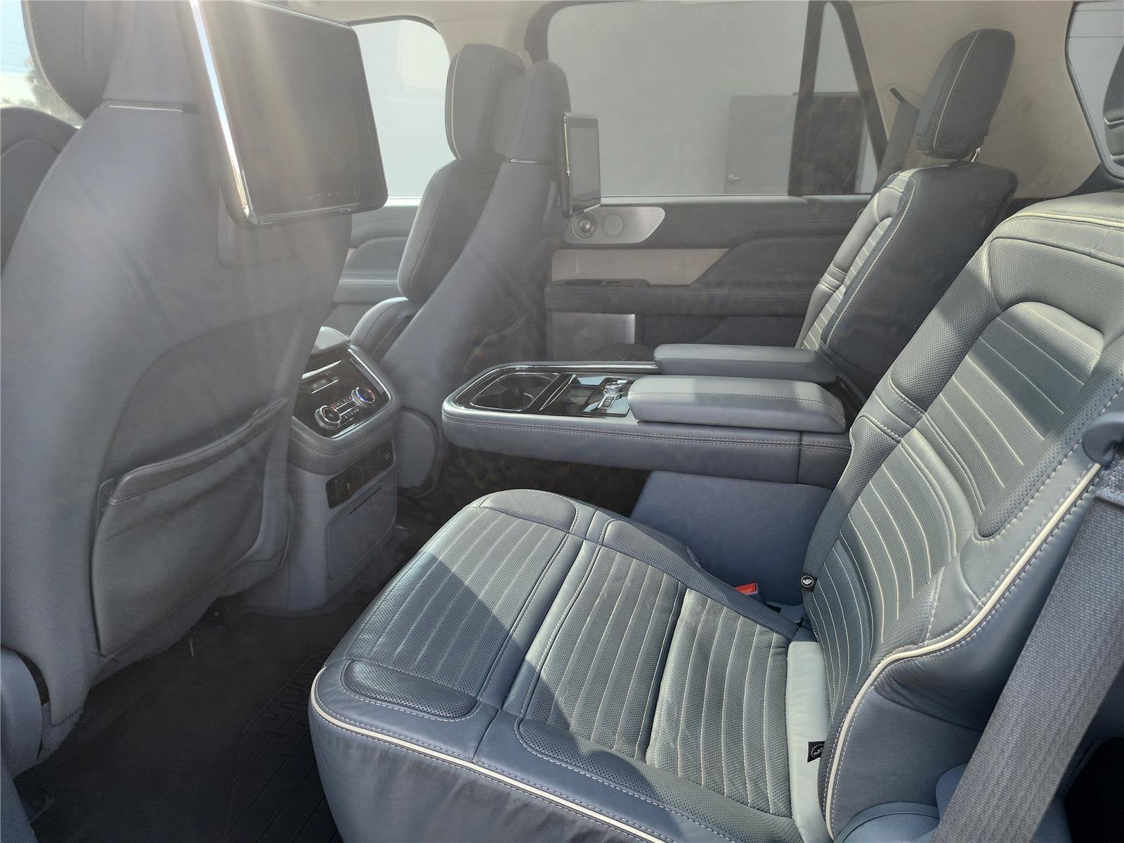 2021 Lincoln Navigator Black Label