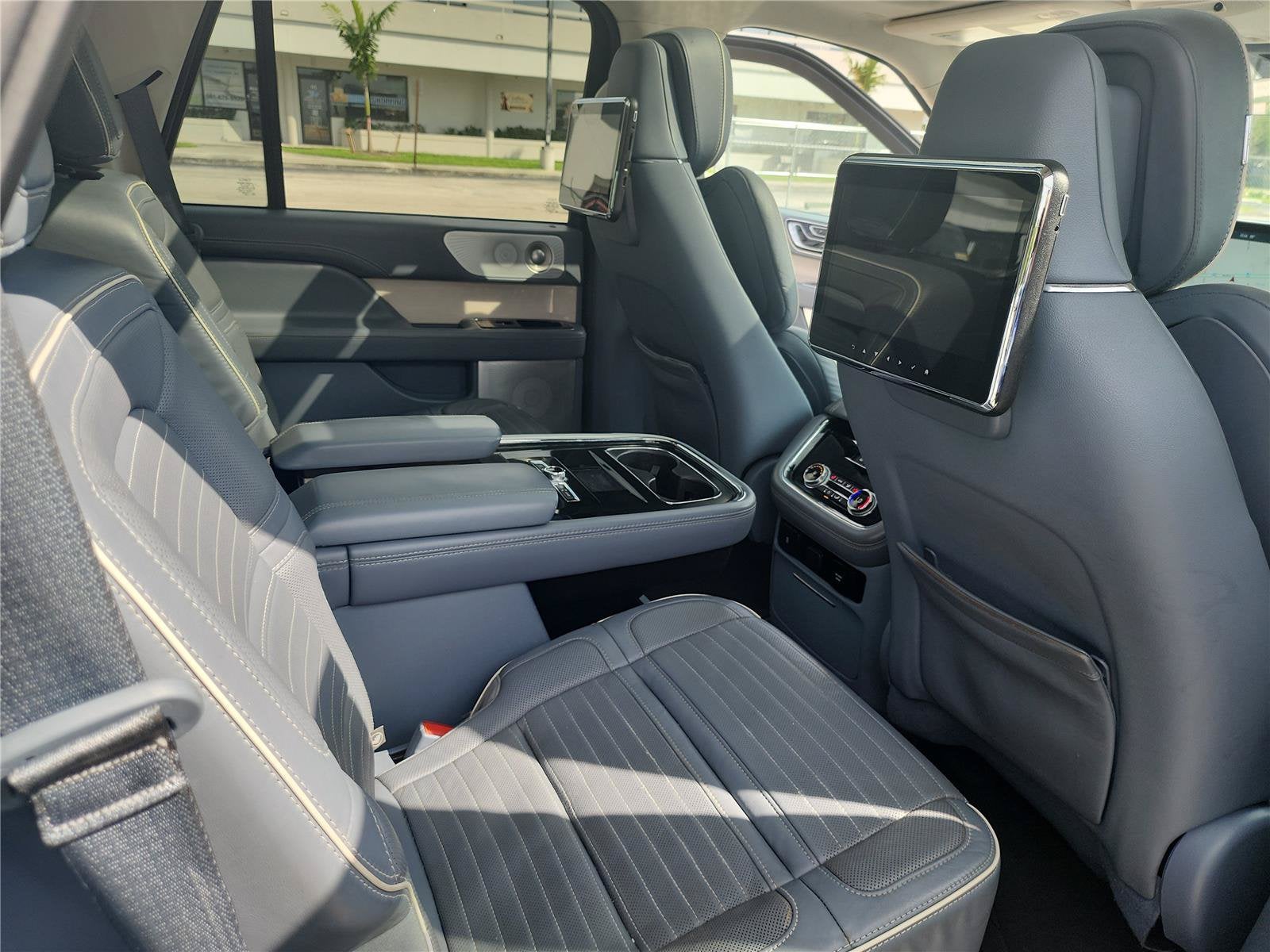 2021 Lincoln Navigator Black Label