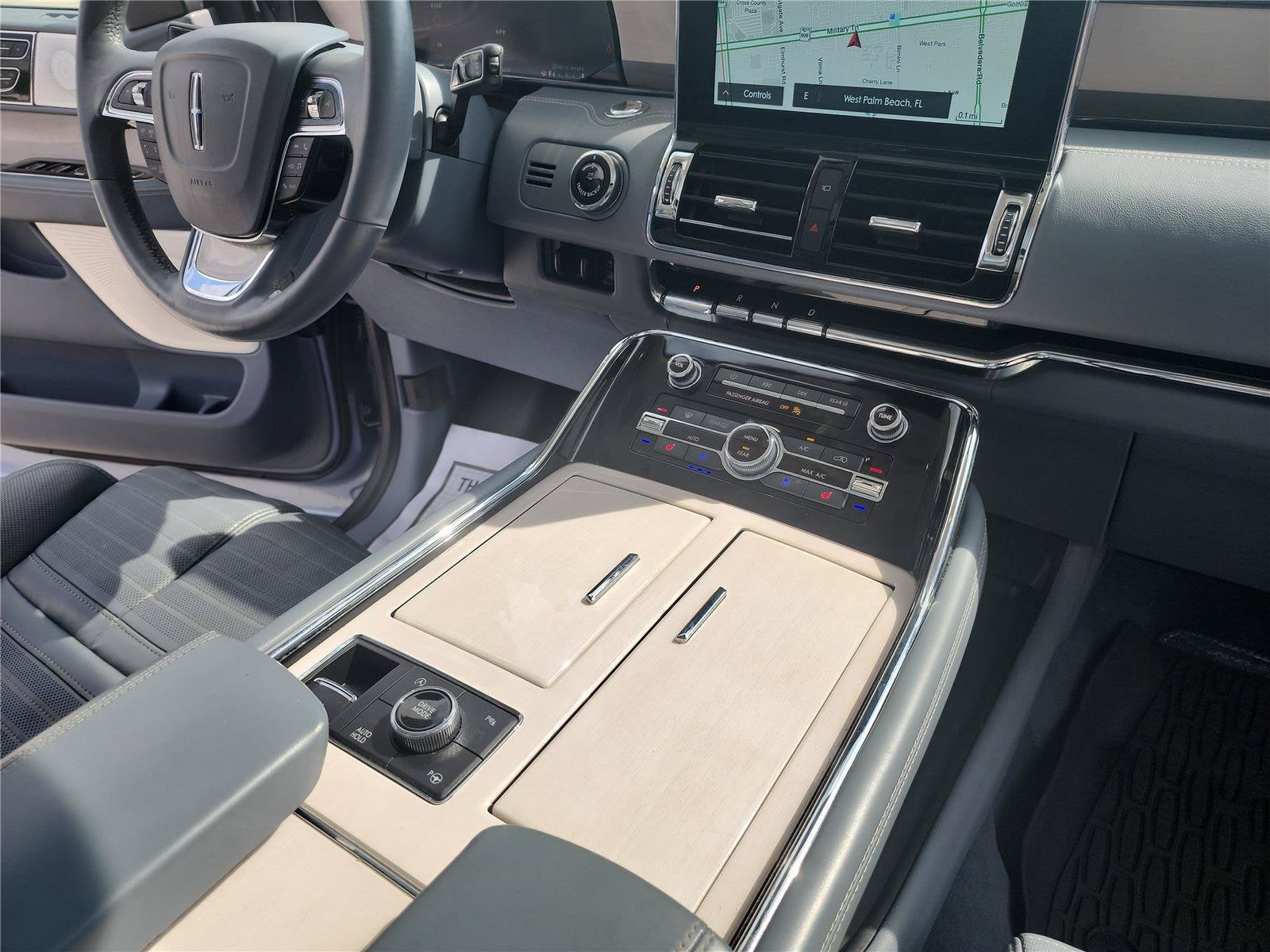 2021 Lincoln Navigator Black Label