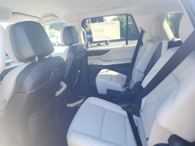 2026 Lincoln Navigator Premiere