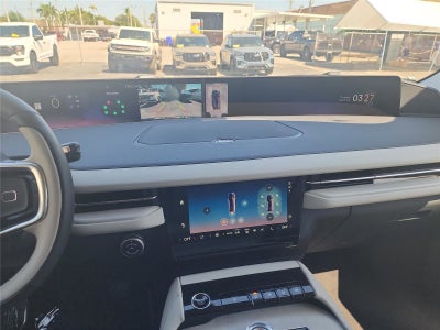 2026 Lincoln Navigator Premiere