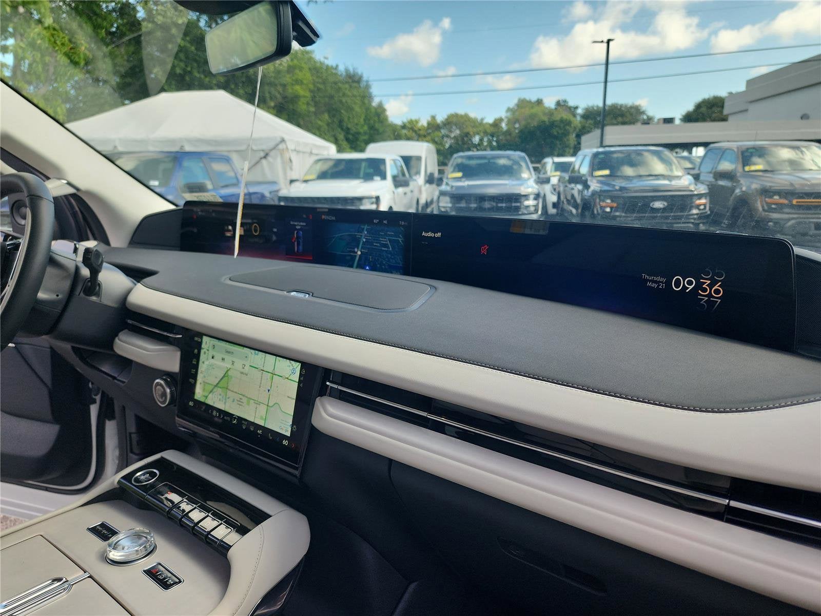 2026 Lincoln Navigator Premiere