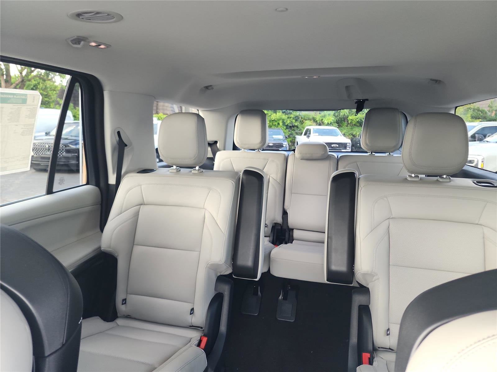2026 Lincoln Navigator Premiere