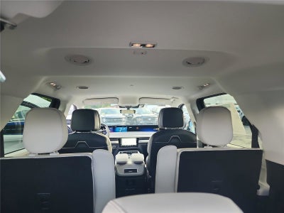 2026 Lincoln Navigator Premiere