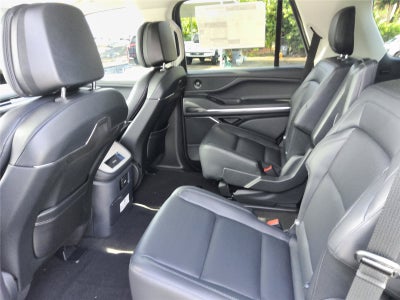 2027 Lincoln Navigator Premiere