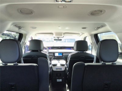 2027 Lincoln Navigator Premiere