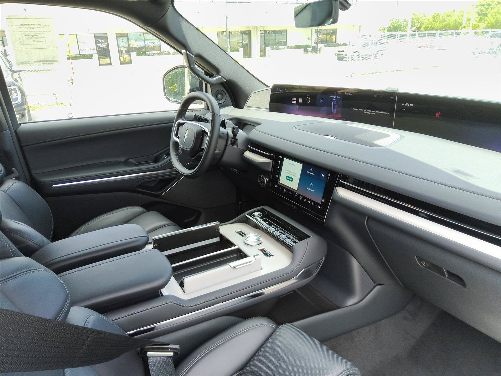 2027 Lincoln Navigator Reserve