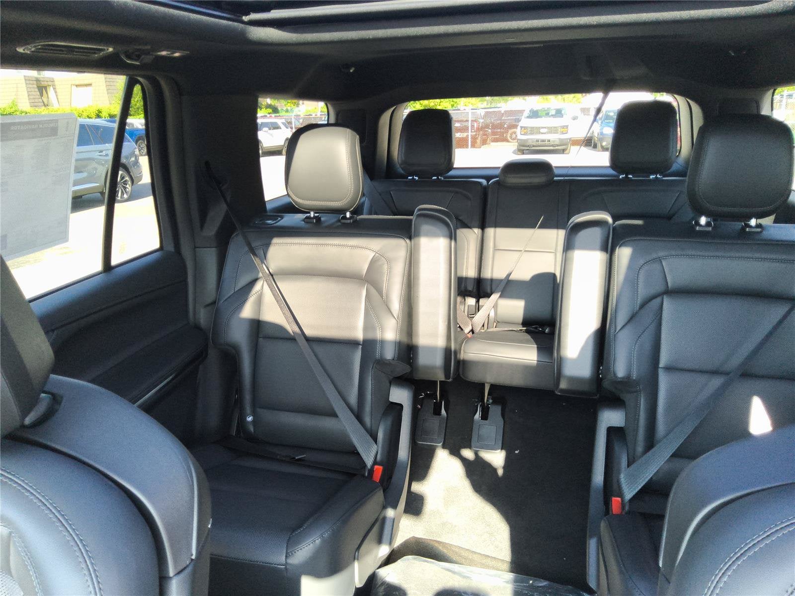 2027 Lincoln Navigator Reserve