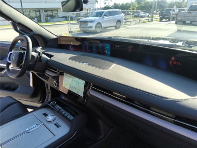 2027 Lincoln Navigator Reserve