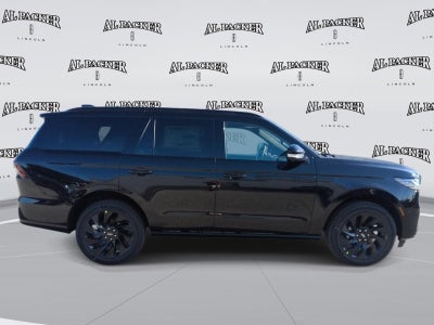 2027 Lincoln Navigator Reserve
