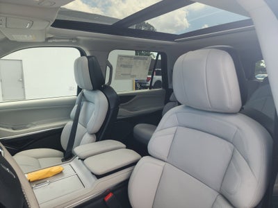 2026 Lincoln Navigator L