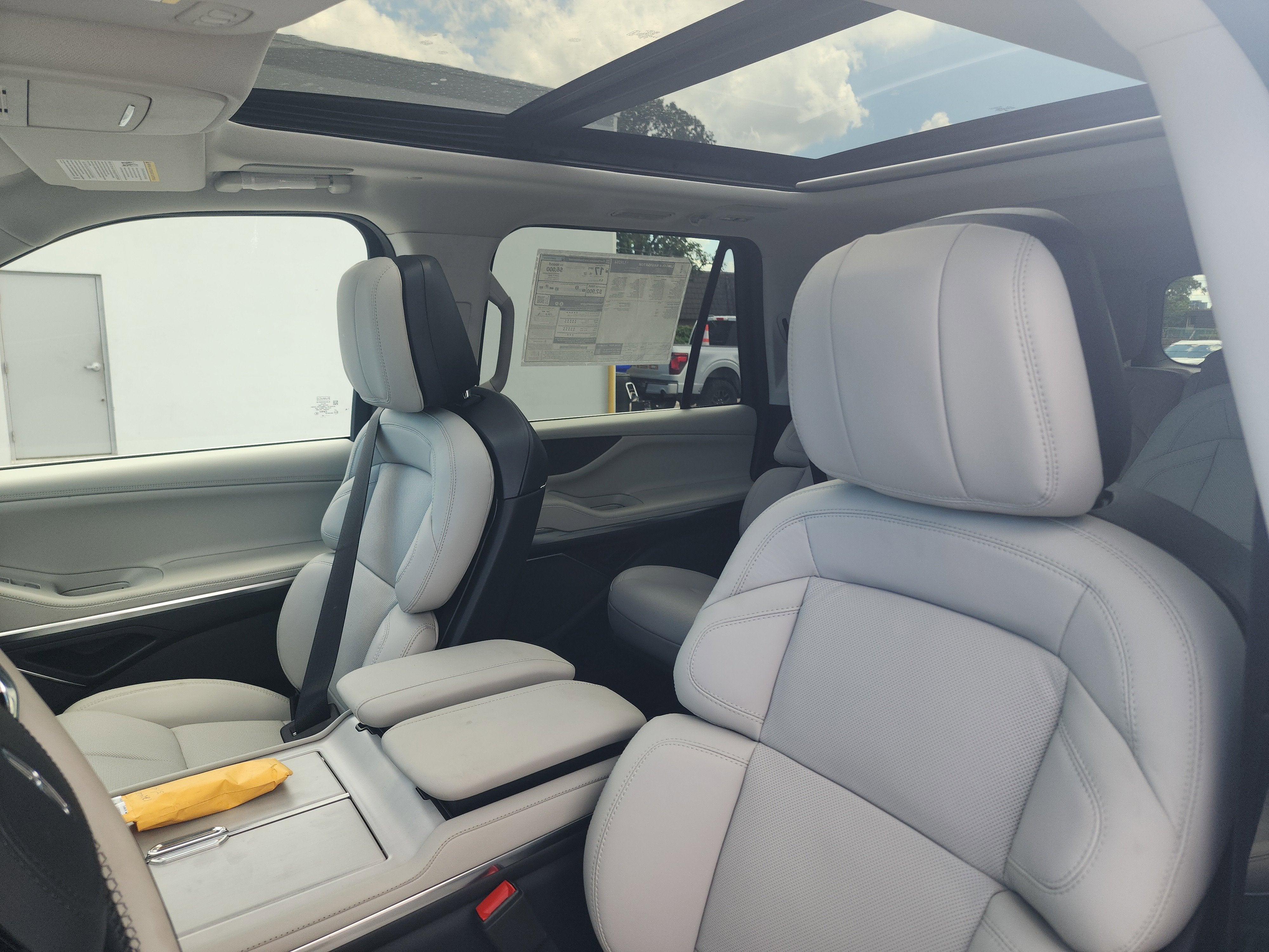 2026 Lincoln Navigator L