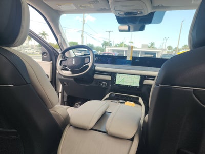 2026 Lincoln Navigator L