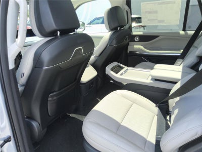 2026 Lincoln Navigator L
