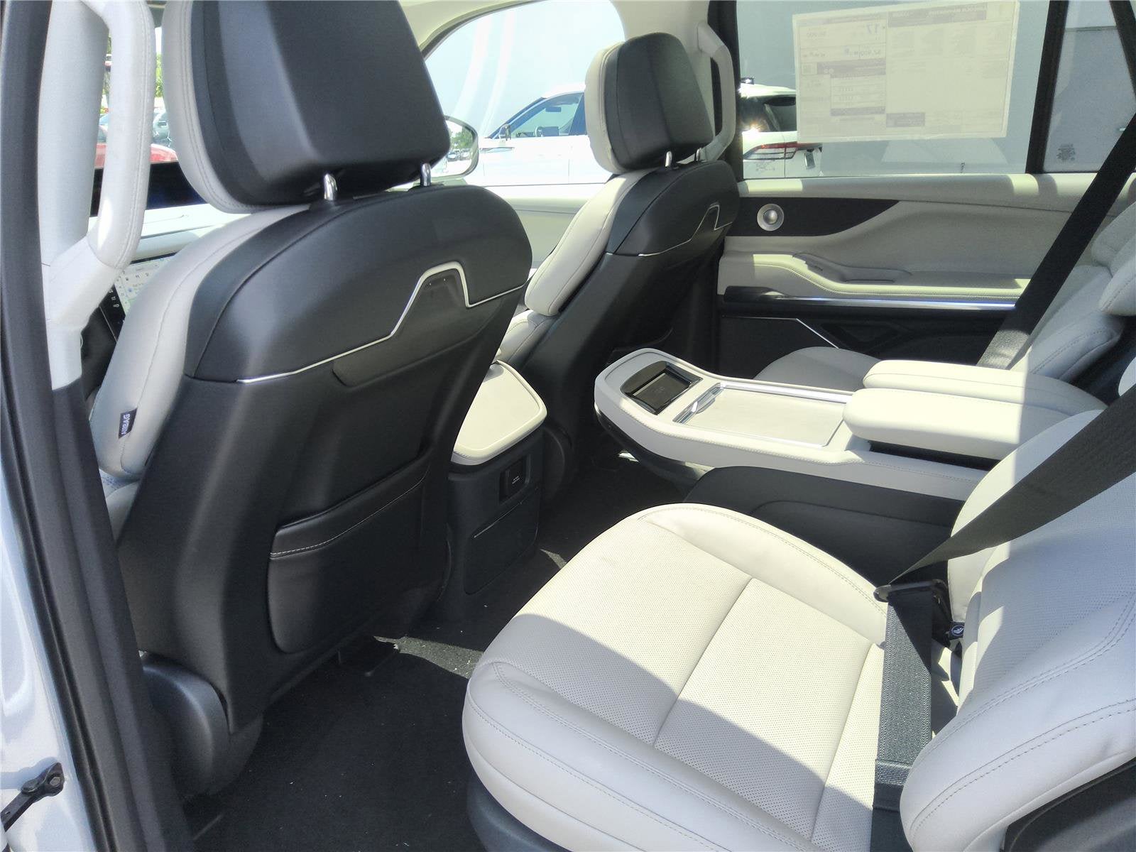 2026 Lincoln Navigator L