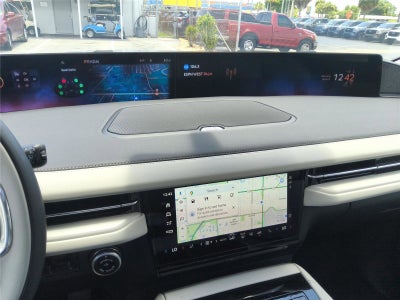 2026 Lincoln Navigator L