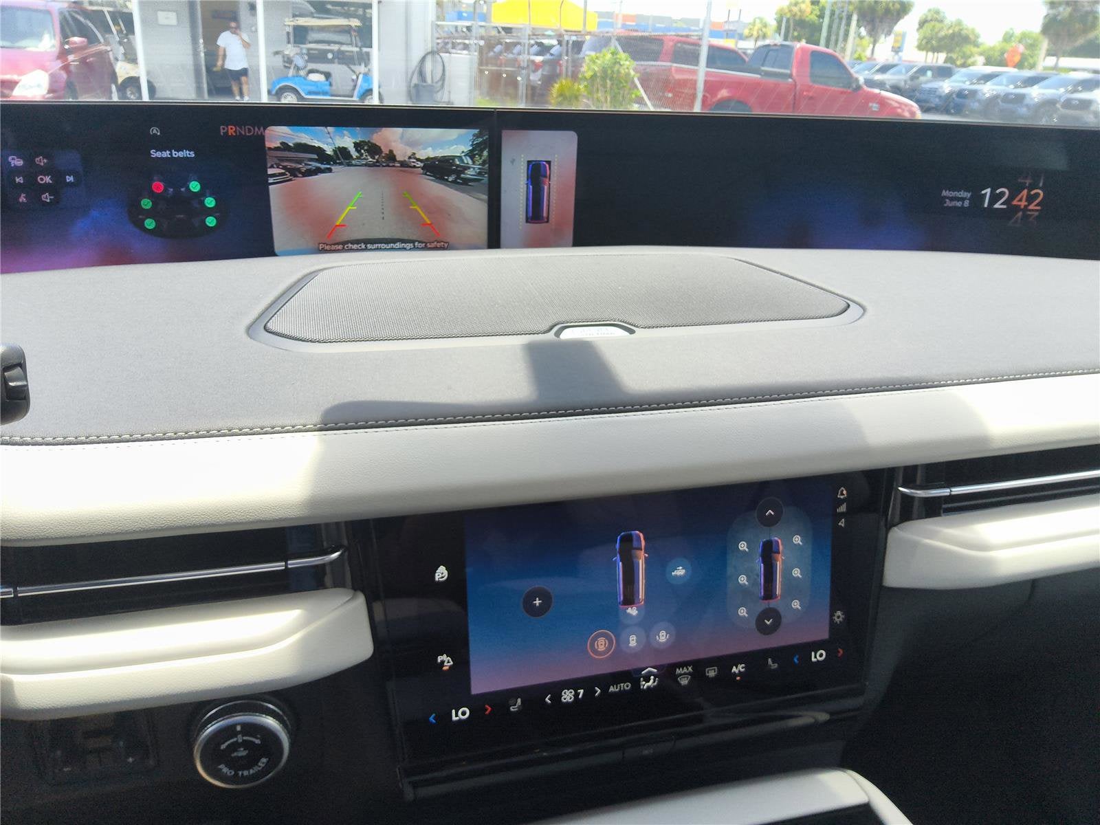 2026 Lincoln Navigator L