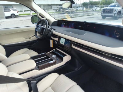 2027 Lincoln Navigator L