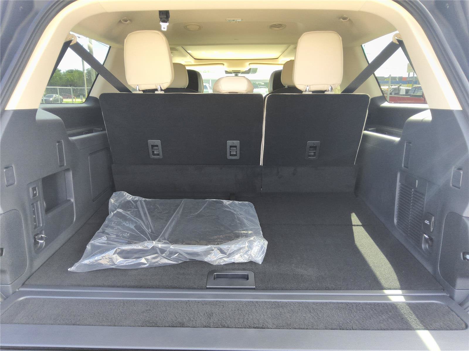 2027 Lincoln Navigator L