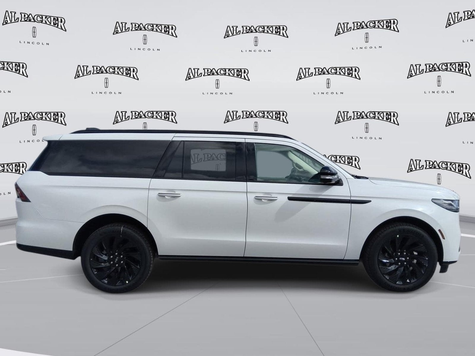 2027 Lincoln Navigator L