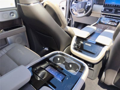 2024 Lincoln Navigator L Reserve