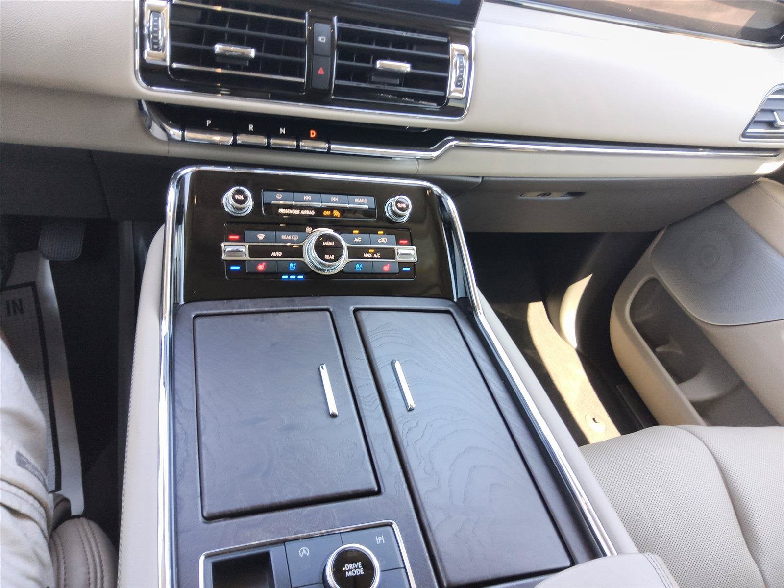 2024 Lincoln Navigator L Reserve