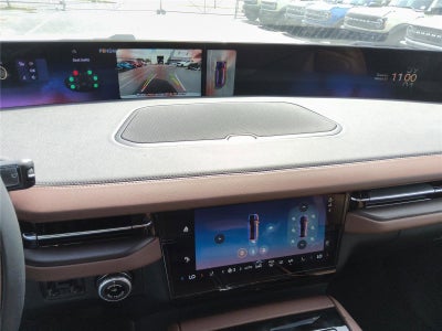 2026 Lincoln Navigator L