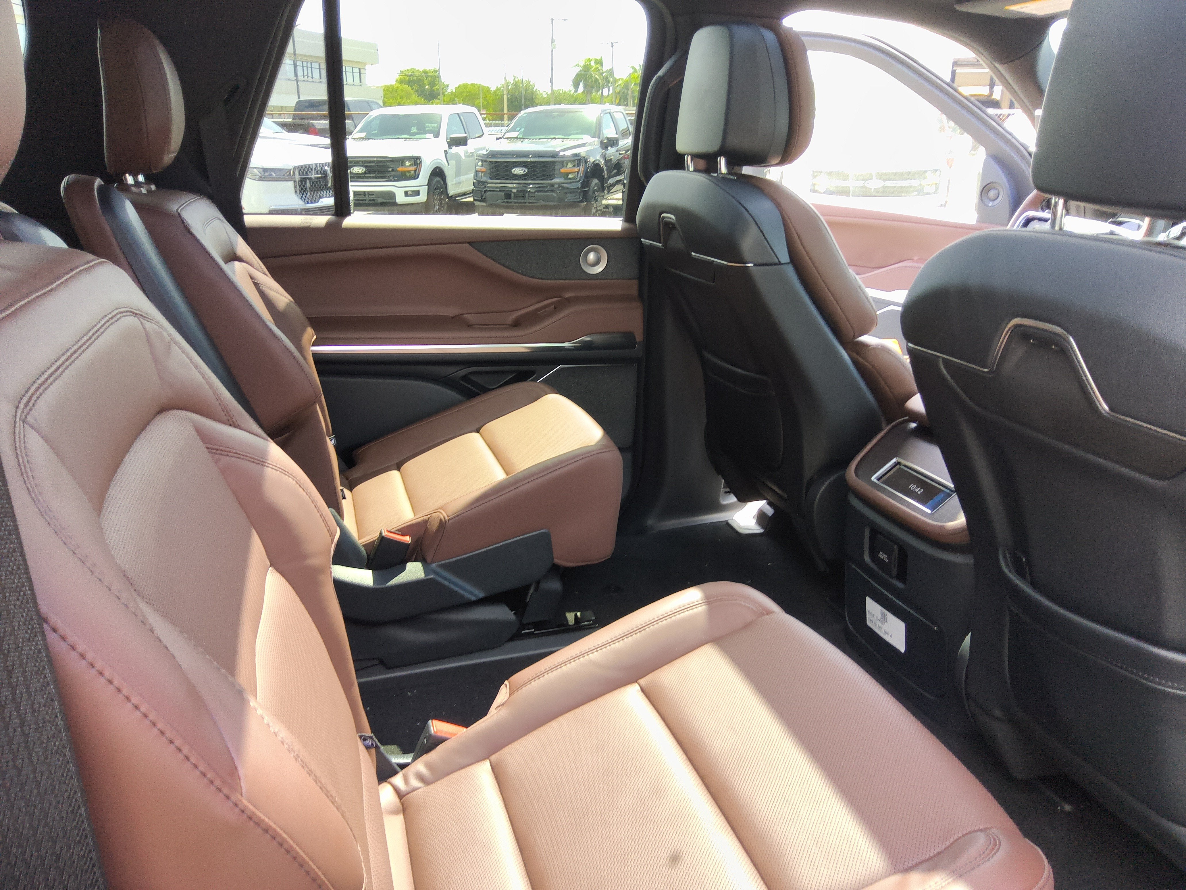 2026 Lincoln Navigator L