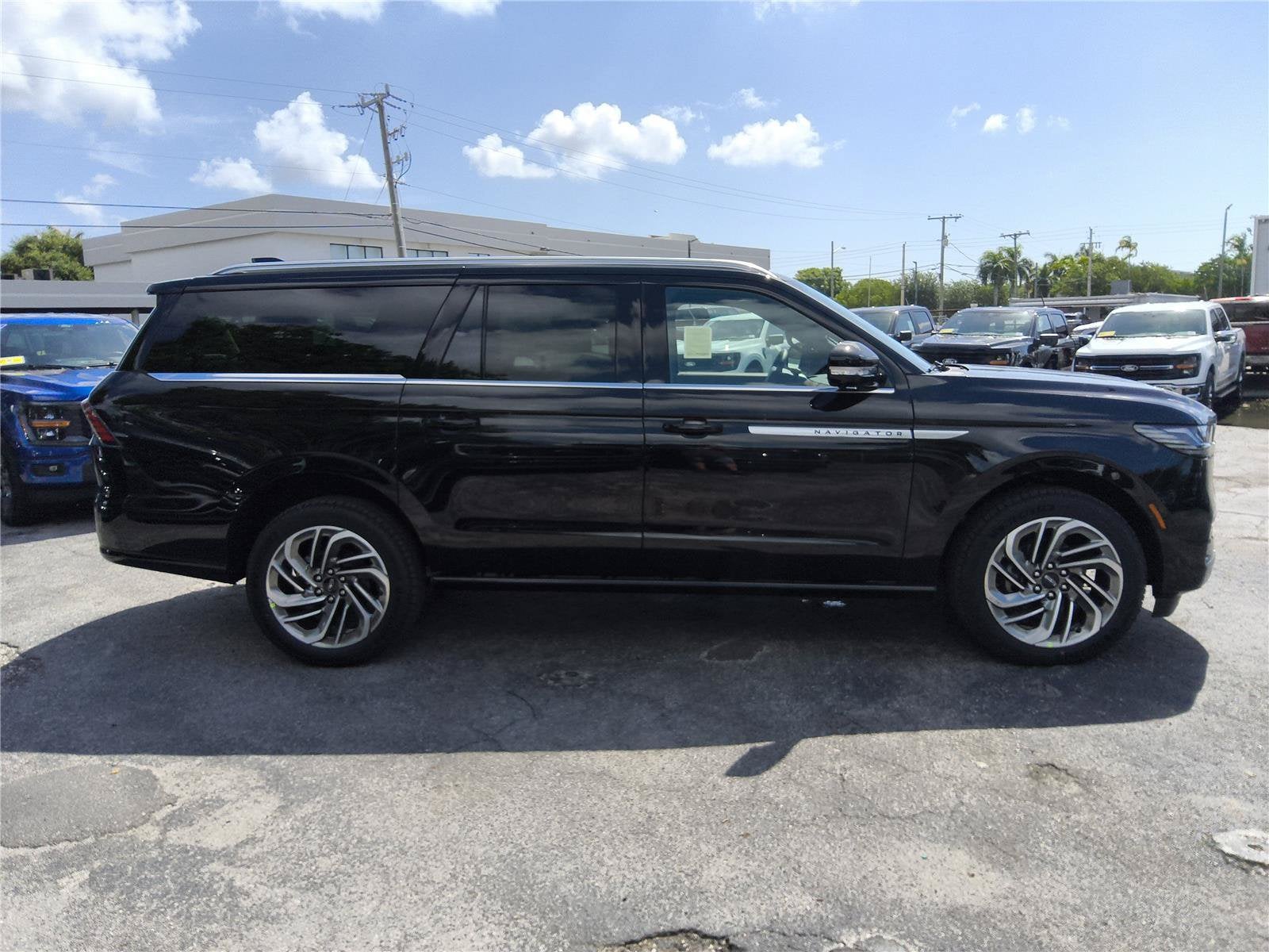 2026 Lincoln Navigator L