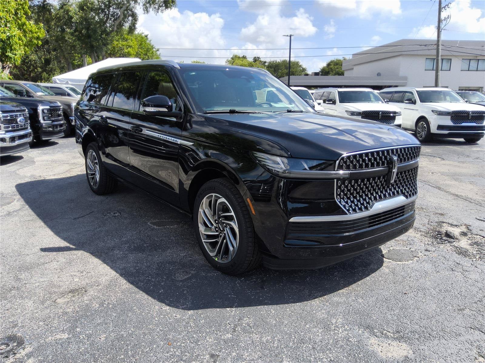 2026 Lincoln Navigator L