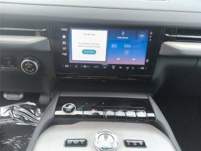 2027 Lincoln Navigator L