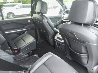 2027 Lincoln Navigator L