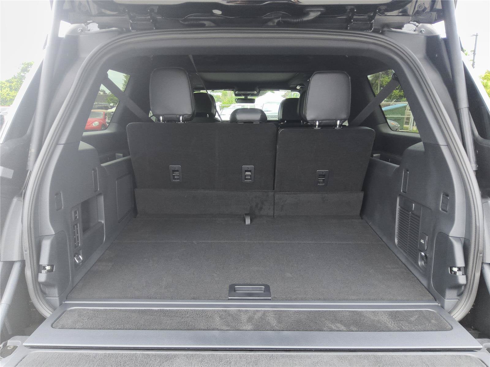 2027 Lincoln Navigator L
