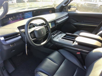 2027 Lincoln Navigator L
