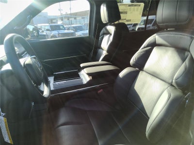 2027 Lincoln Navigator L